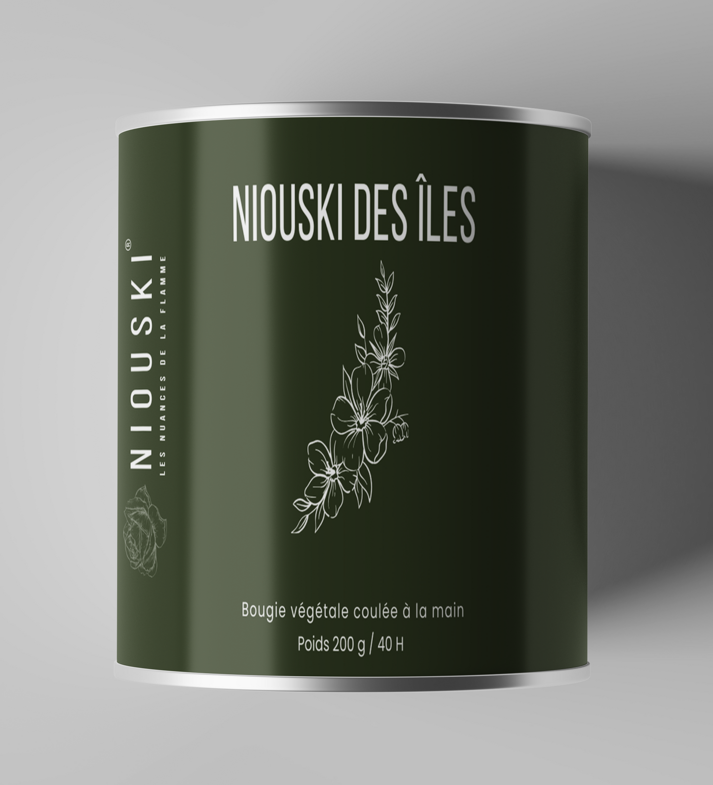 Bougie signature "Niouski des îles" – senteur exotique et envoûtante – une escapade olfactive entre sable chaud et fruits tropicaux.