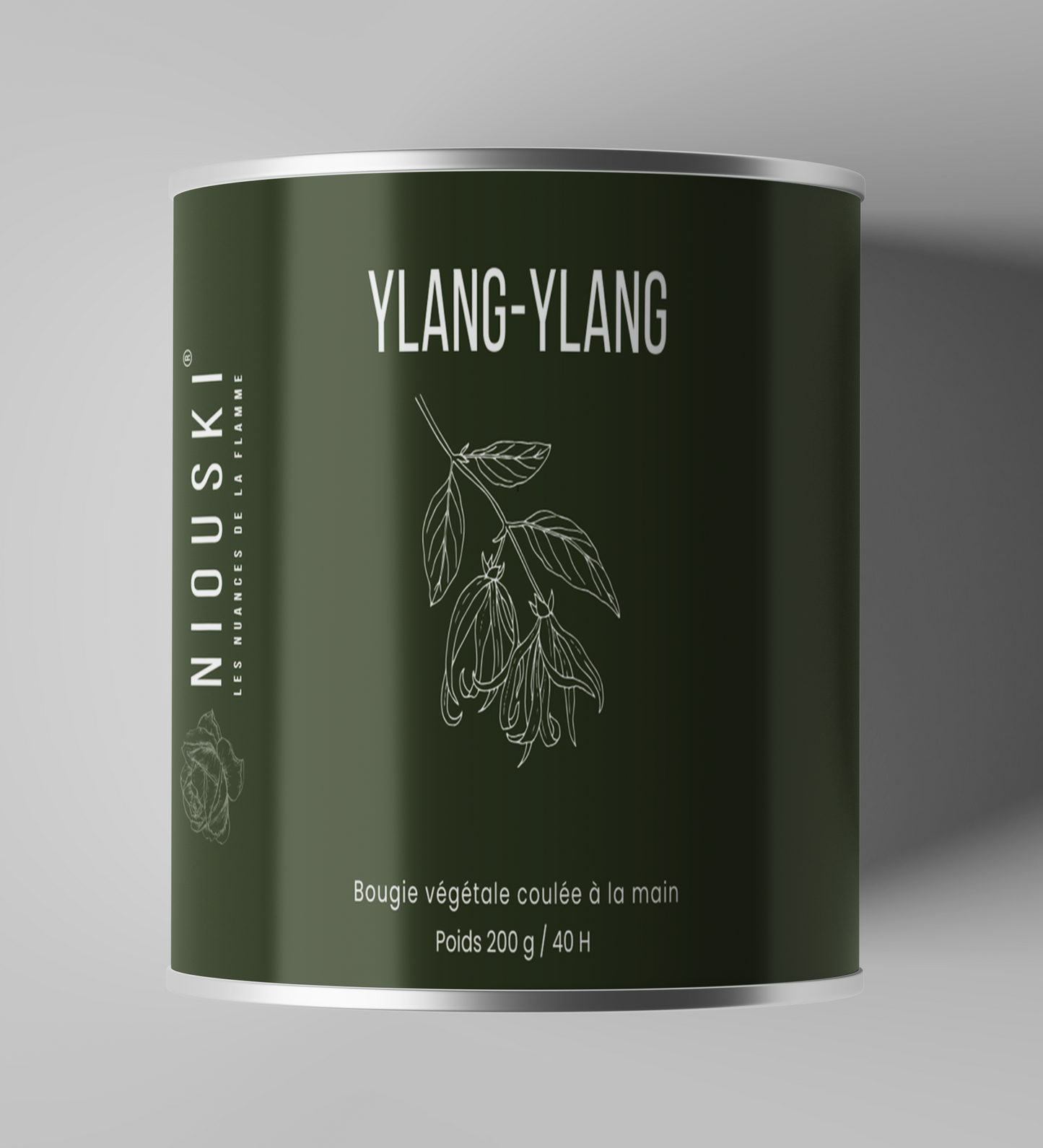 Bougie parfumée "Ylang-Ylang" – 200g – une fragrance florale puissante et apaisante, parfaite pour les instants de détente.